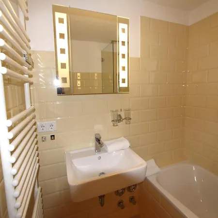 Risgap 18e, App 5 Apartment *